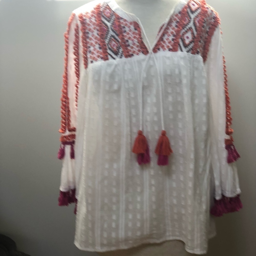 𝅺CHICO’S tribal Boho tasseled embroidered pullover top size‎ 1